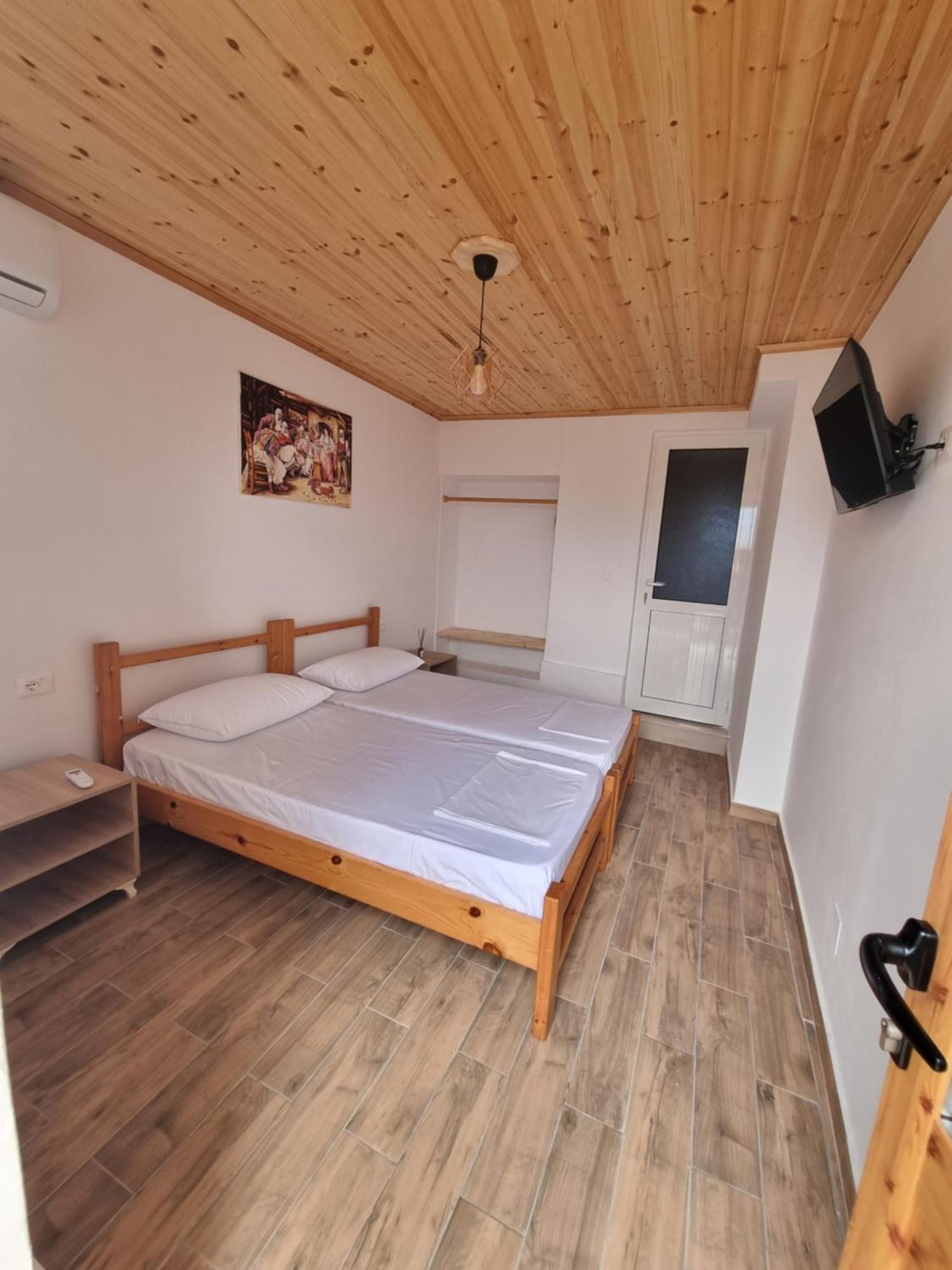 Bed and Breakfast Tony'S Terrace Gjirokastra Zewnętrze zdjęcie