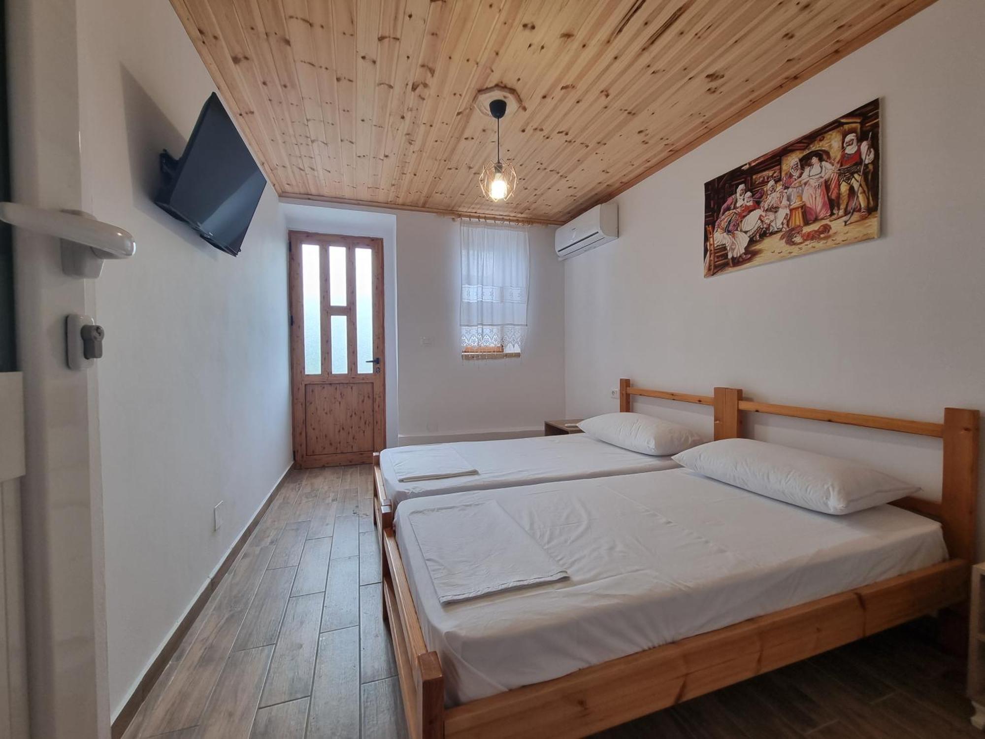 Bed and Breakfast Tony'S Terrace Gjirokastra Zewnętrze zdjęcie